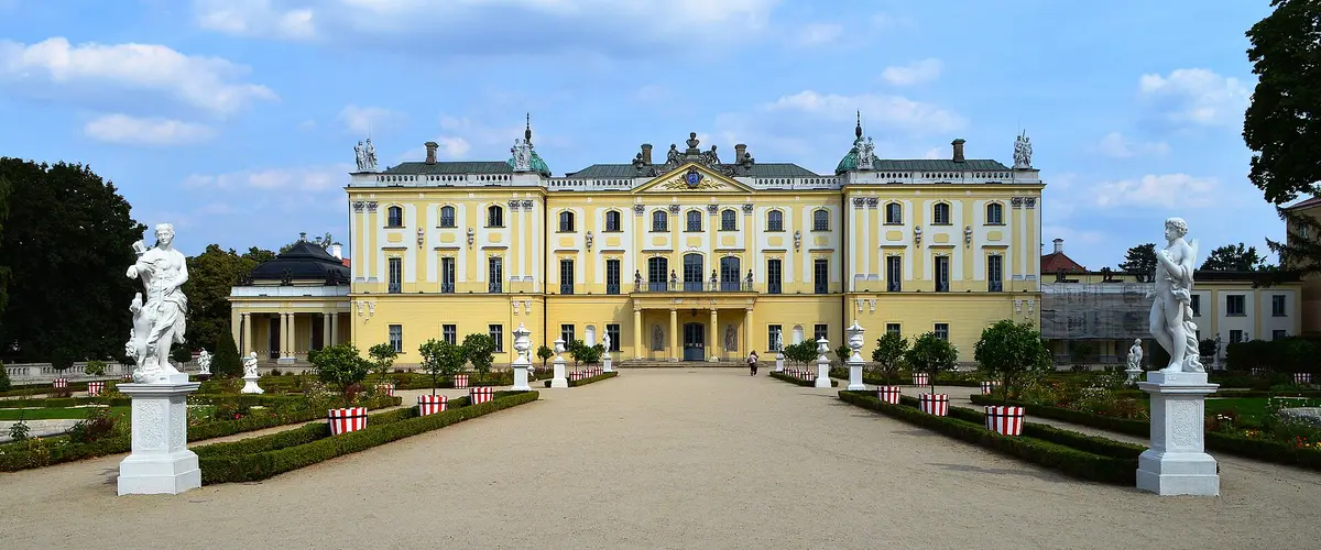 Pałac Branickich w Białymstoku i ogród z rzeźbami